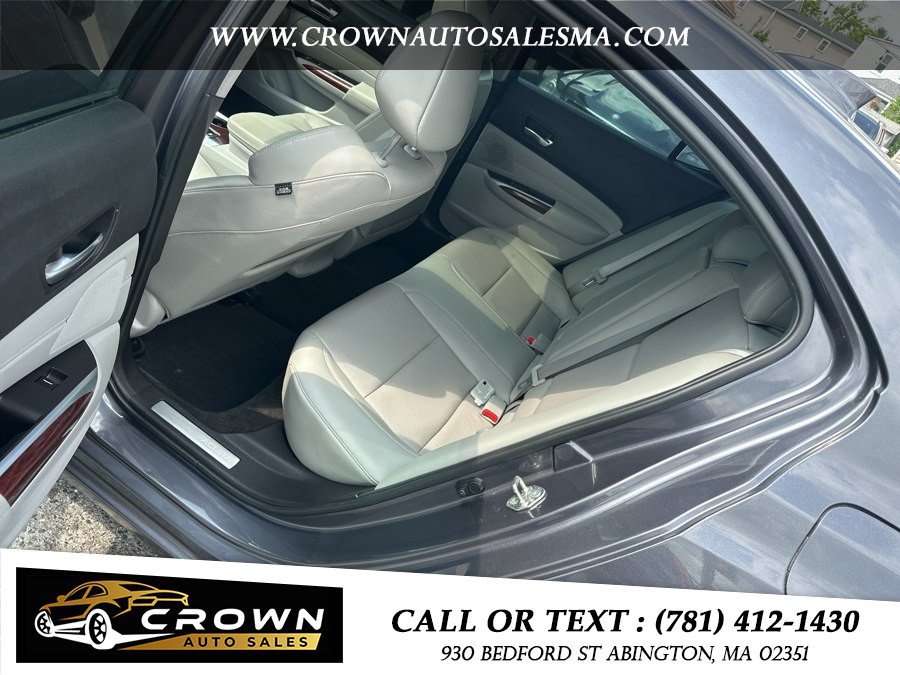 Used 2017 Acura TLX w/ Technology Package FWD image 9