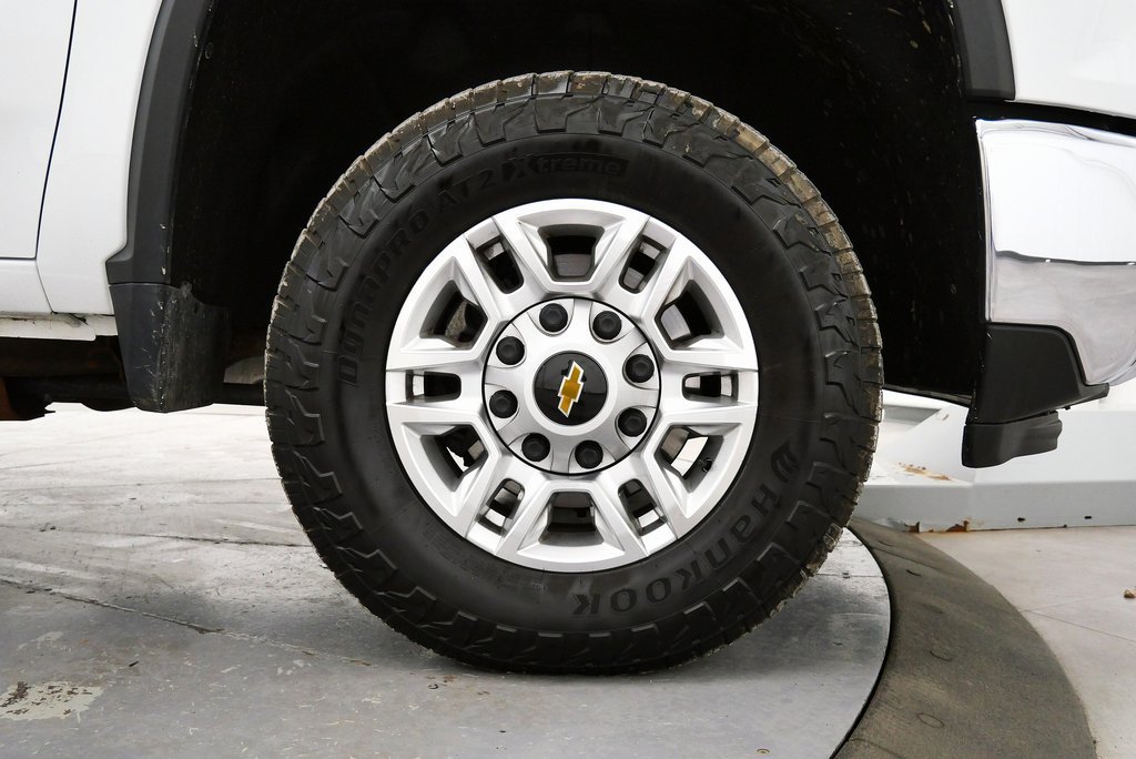 Used 2024 Chevrolet Silverado 2500 LT w/ Convenience Package AWD/4WD image 36