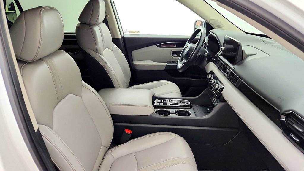 Used 2024 Honda Pilot Touring image 26