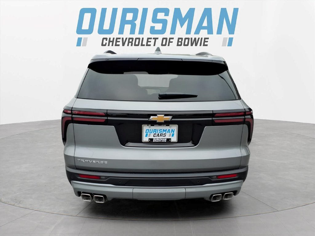 New 2027 Chevrolet Traverse LT w/ Sun and Wheel Package FWD image 4