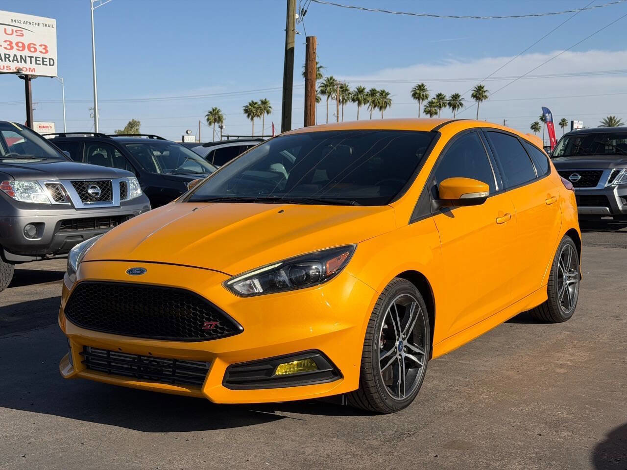 Used 2015 Ford Focus ST w/ Equipment Group 401A FWD image 2