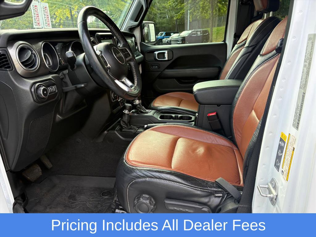 Used 2020 Jeep Wrangler Unlimited Sahara AWD/4WD image 16