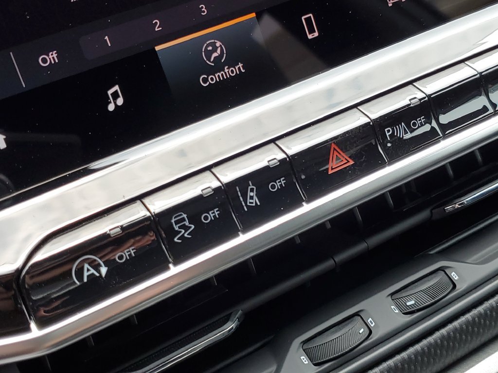New 2026 Jeep Compass Trailhawk AWD/4WD image 16
