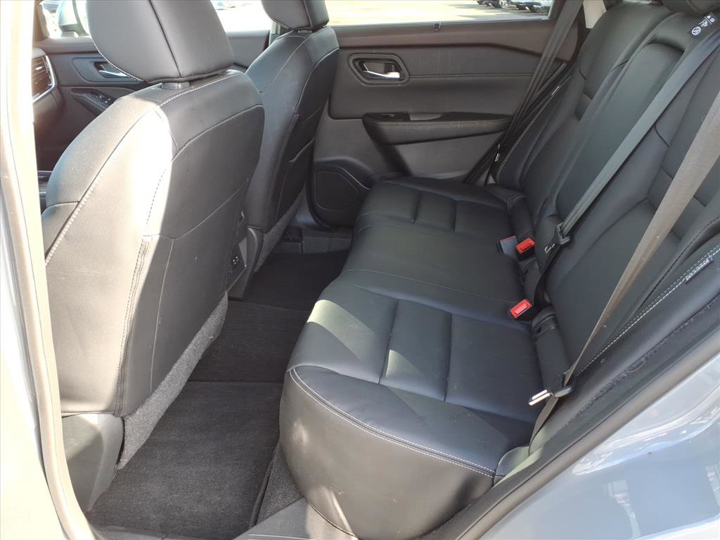 Certified 2023 Nissan Rogue SL w/ SL Premium Package image 5