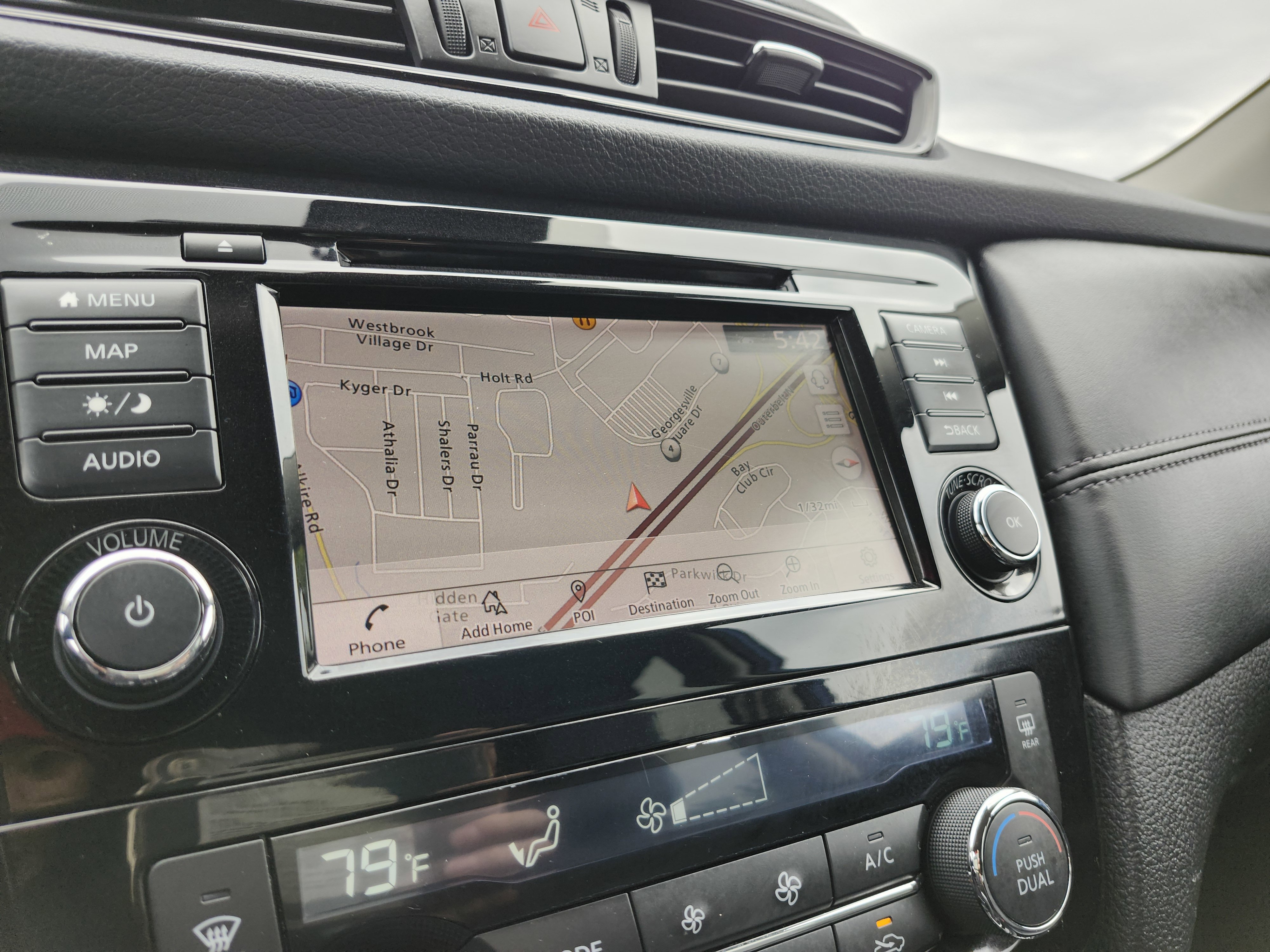 Used 2019 Nissan Rogue SL AWD/4WD image 4