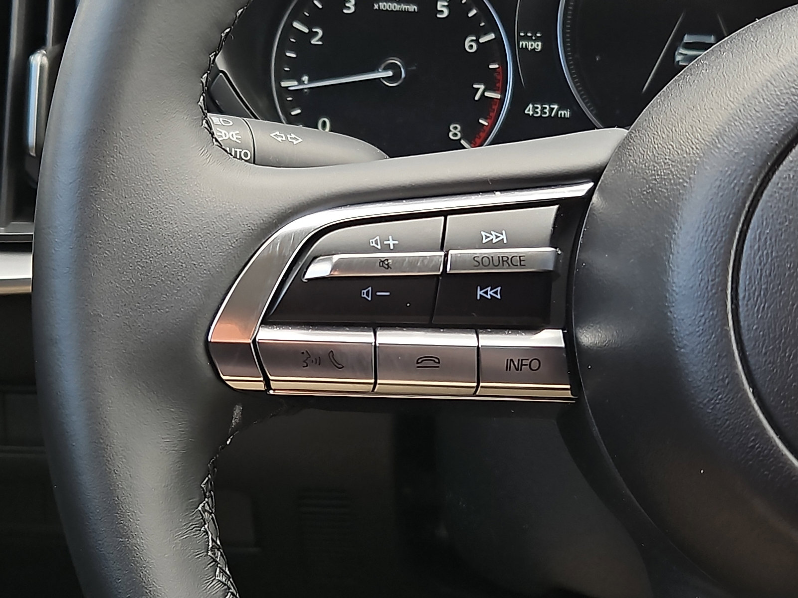 Used 2025 MAZDA CX-50 AWD 2.5 S w/ Weather Package image 20