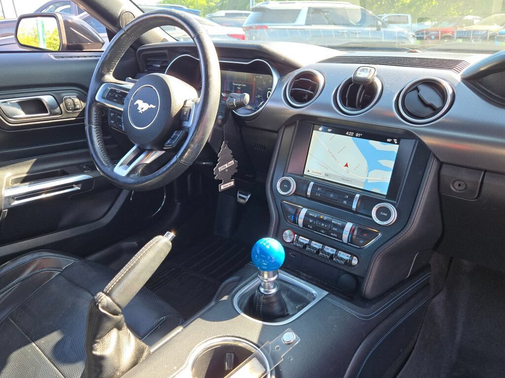 Used 2019 Ford Mustang GT Premium w/ Equipment Group 401A RWD image 8