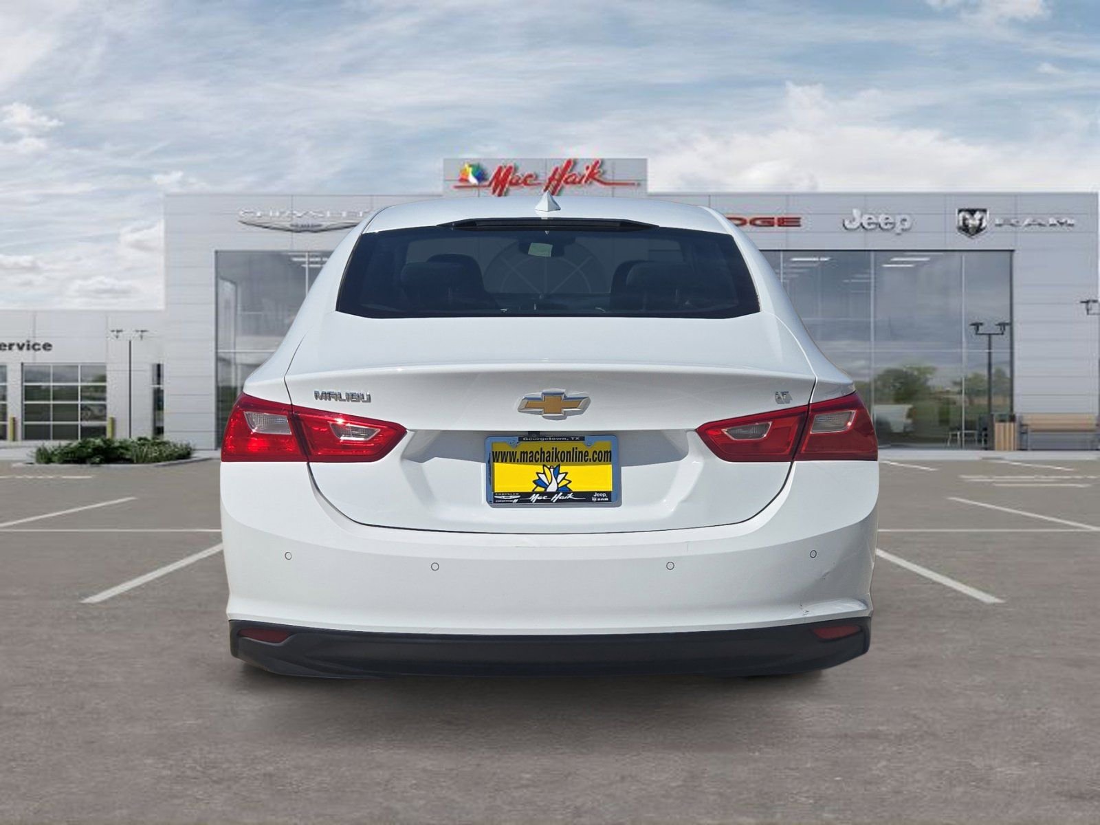 Used 2023 Chevrolet Malibu LT w/ Driver Confidence Package image 4