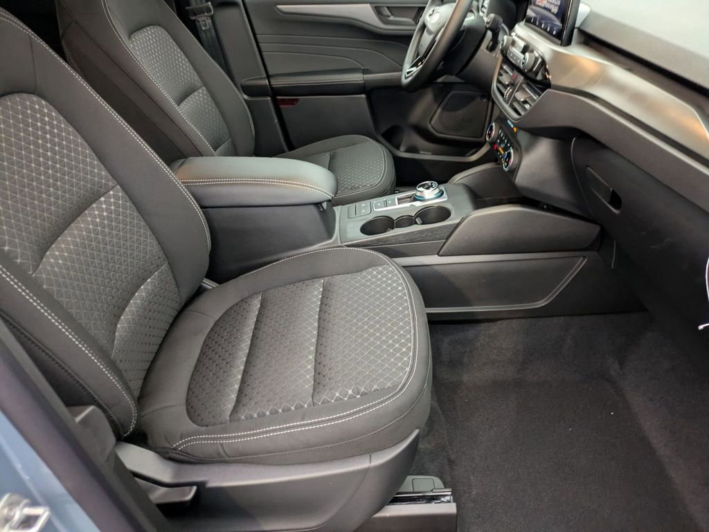 New 2026 Ford Escape Active w/ Cold Weather Package image 44