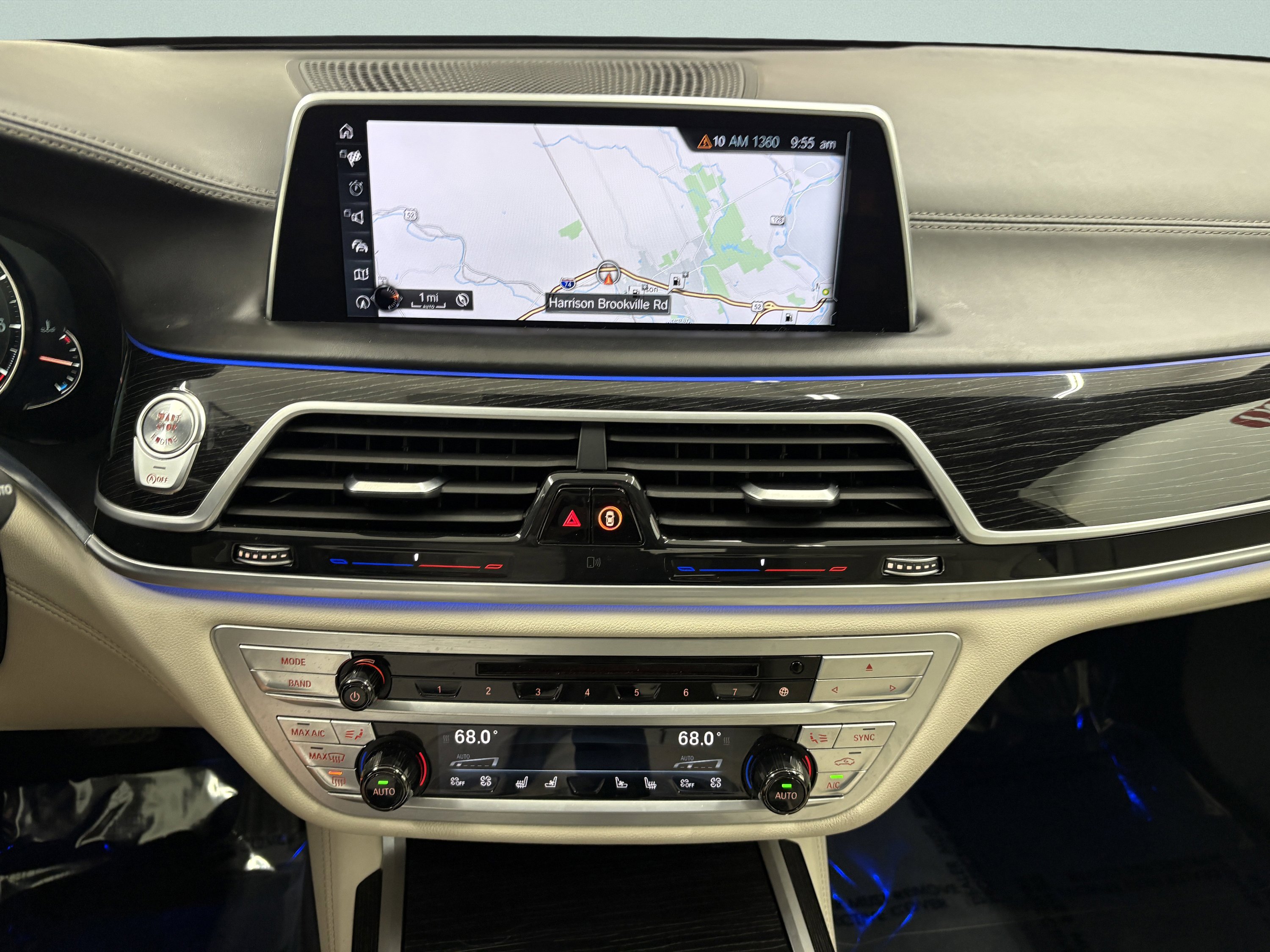 Used 2017 BMW 750i xDrive image 7