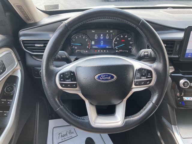 Certified 2022 Ford Explorer Limited w/ Equipment Group 301A AWD/4WD image 9