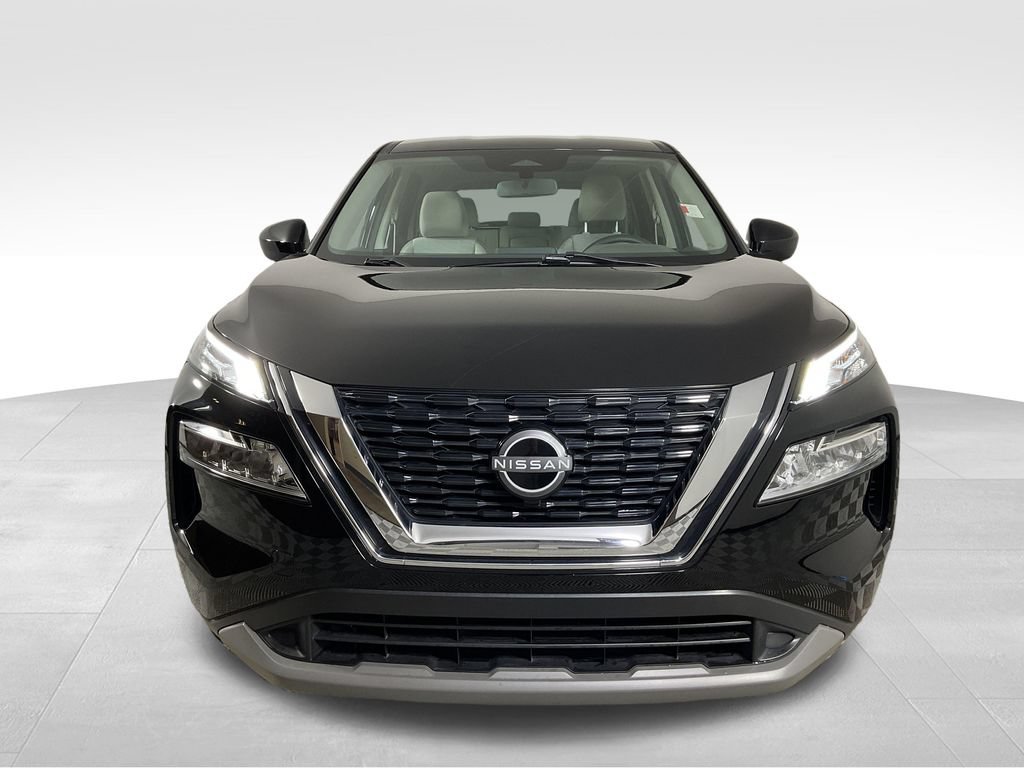 Used 2023 Nissan Rogue SV AWD/4WD image 3