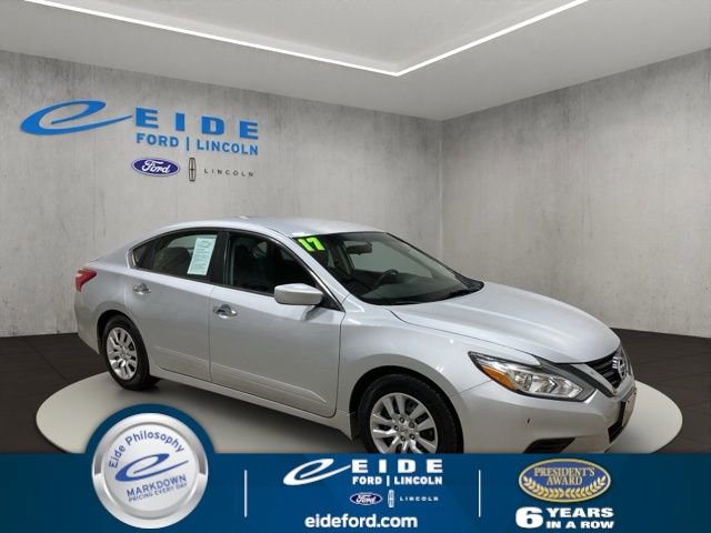 Used 2017 Nissan Altima 2.5 S w/ Power Driver Seat Package image 1