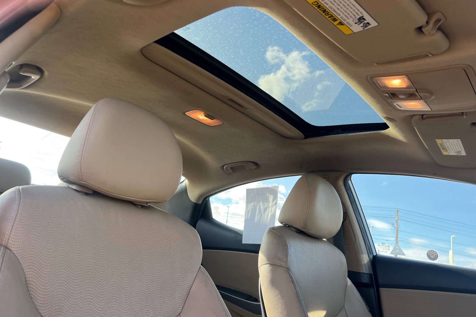 Used 2012 Hyundai Elantra Limited w/ Technology Pkg 5 image 13