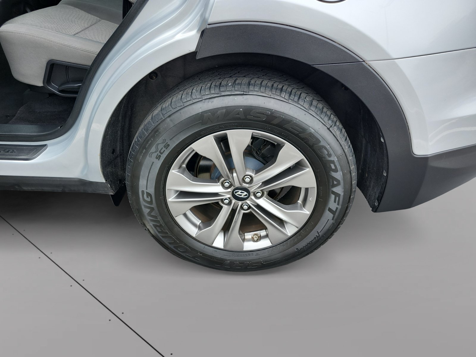 Used 2015 Hyundai Santa Fe Sport FWD image 15