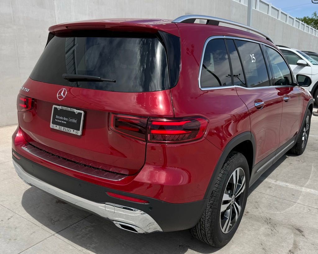 Used 2025 Mercedes-Benz GLB 250 image 7