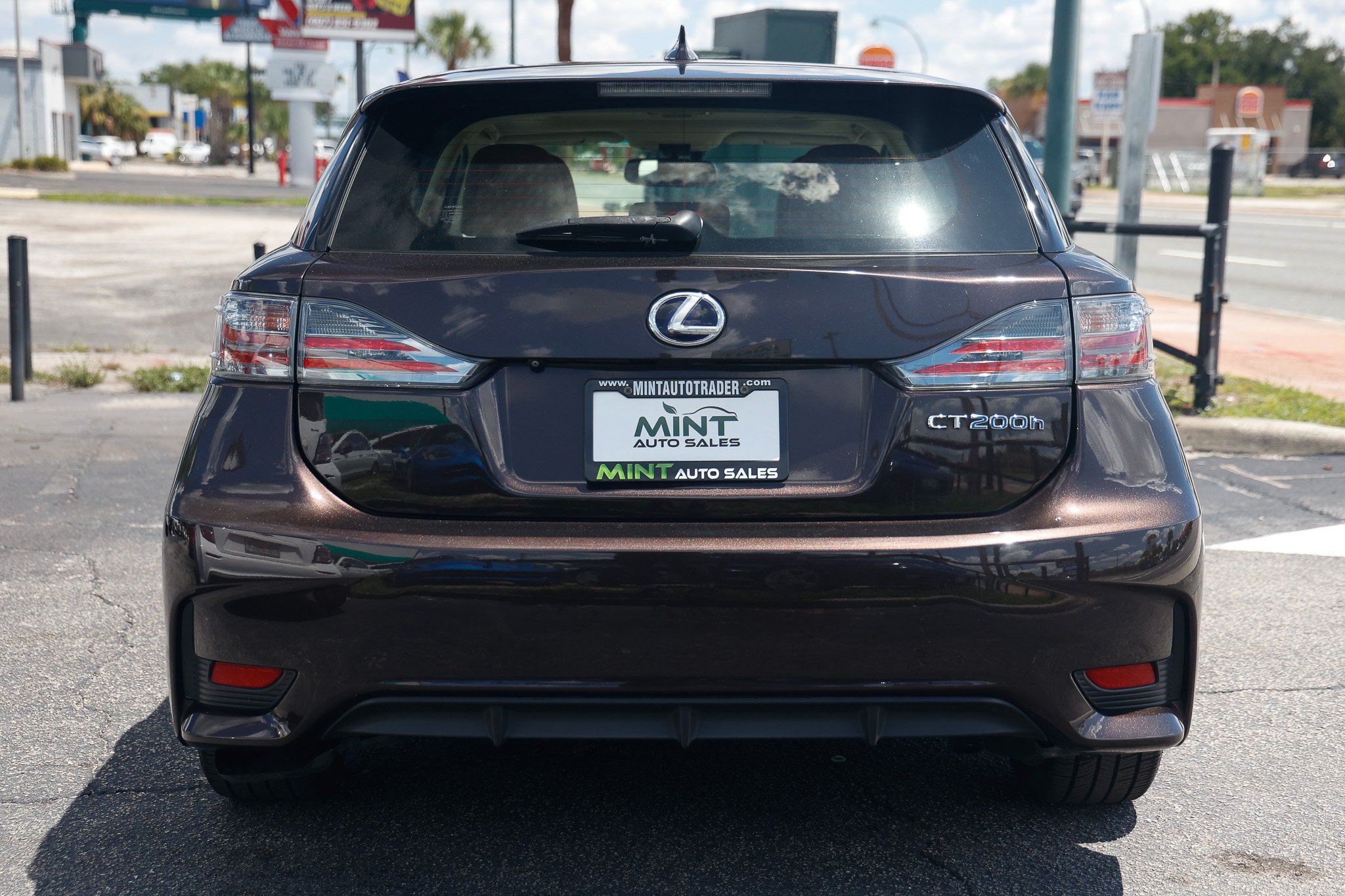 Used 2016 Lexus CT 200h w/ Navigation Package FWD image 11
