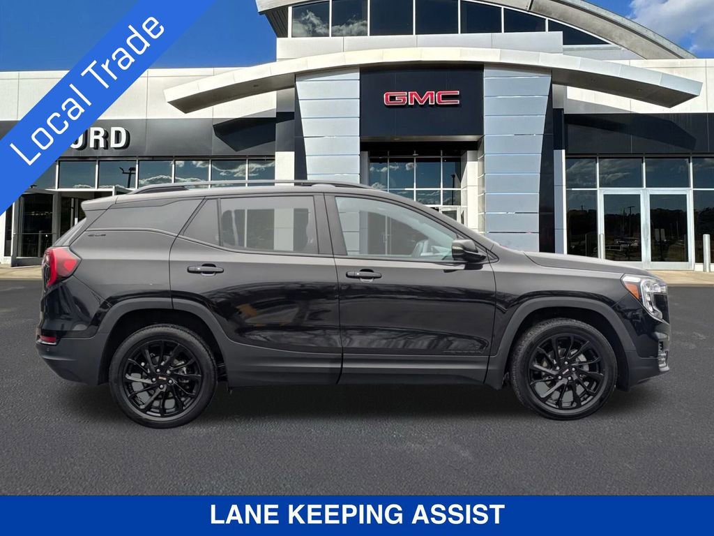 Certified 2023 GMC Terrain SLE w/ Driver Convenience Package image 3