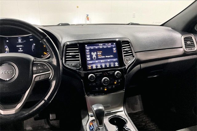 Used 2020 Jeep Grand Cherokee Altitude image 9