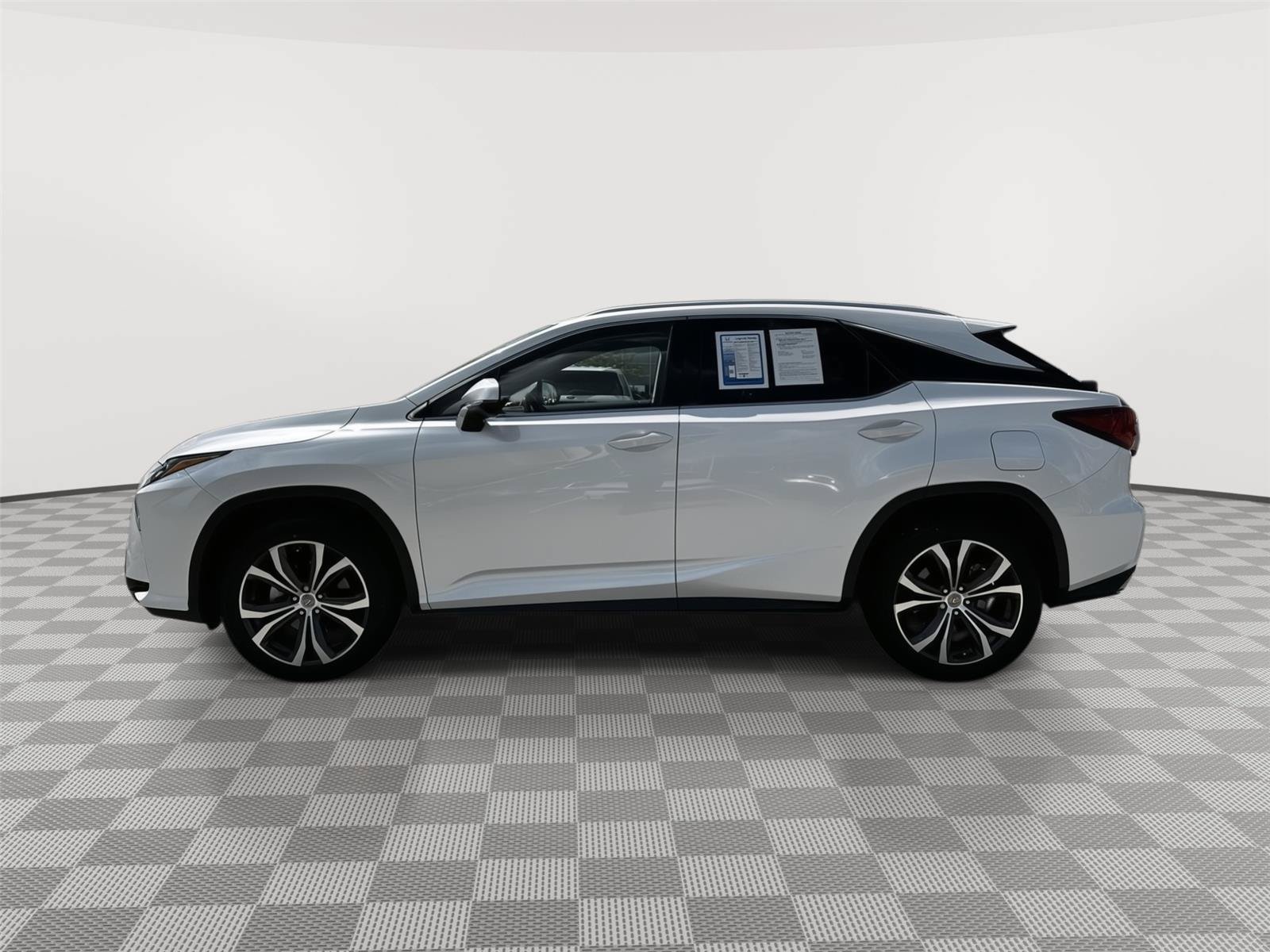 Used 2017 Lexus RX 350 FWD w/ Premium Package image 3