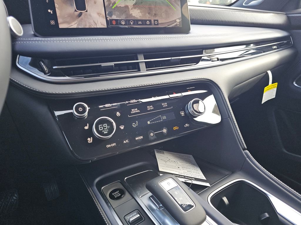 New 2026 INFINITI QX60 Sport image 27