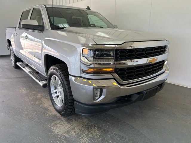 Used 2018 Chevrolet Silverado 1500 LT w/ All Star Edition AWD/4WD image 1