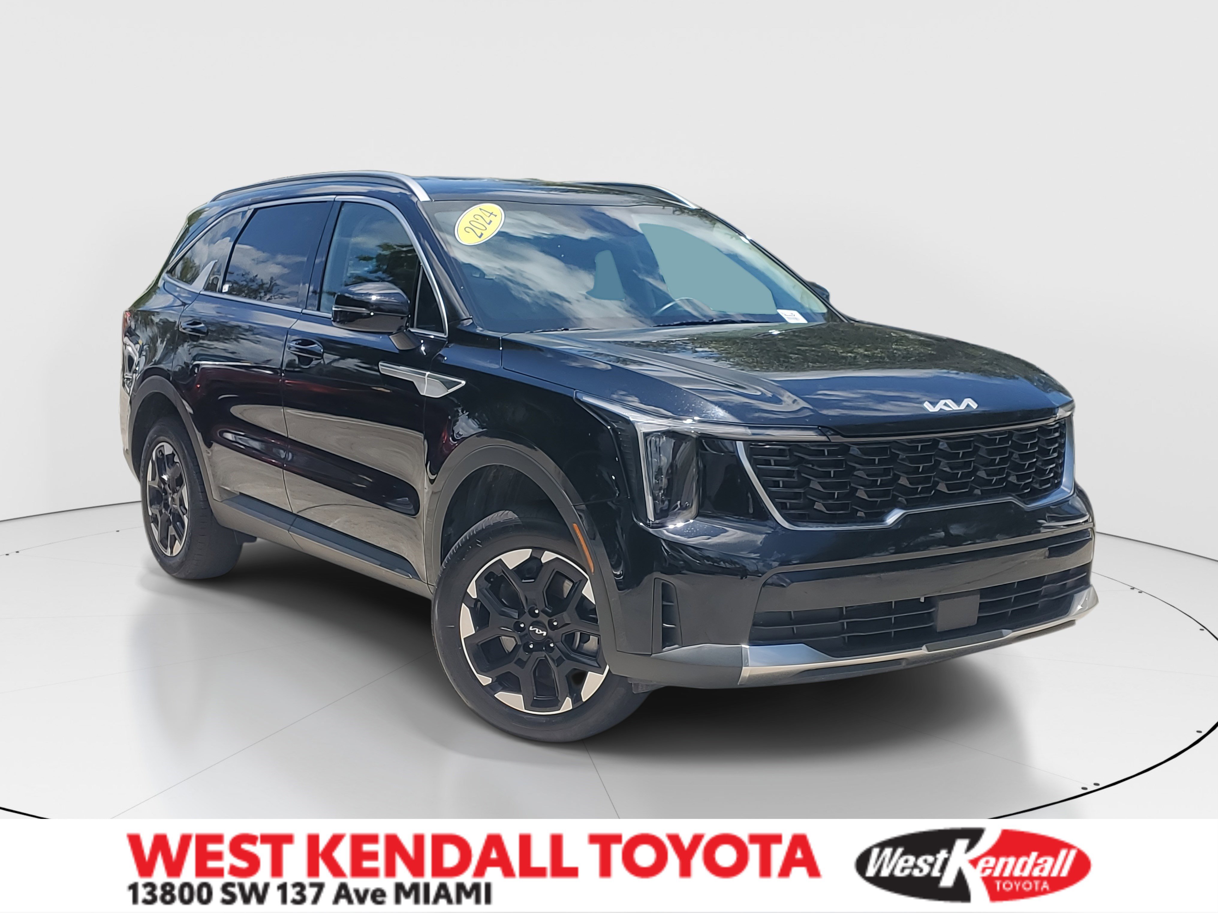 Used 2024 Kia Sorento S