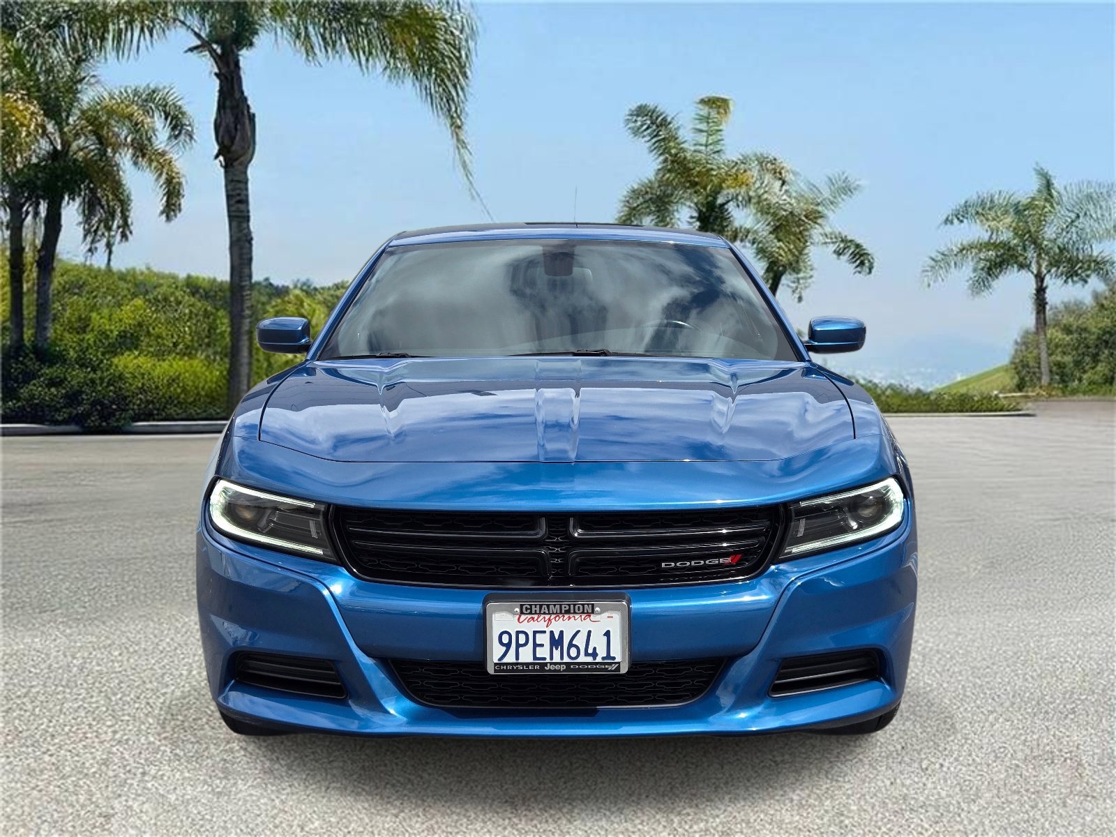Certified 2022 Dodge Charger SXT RWD image 3