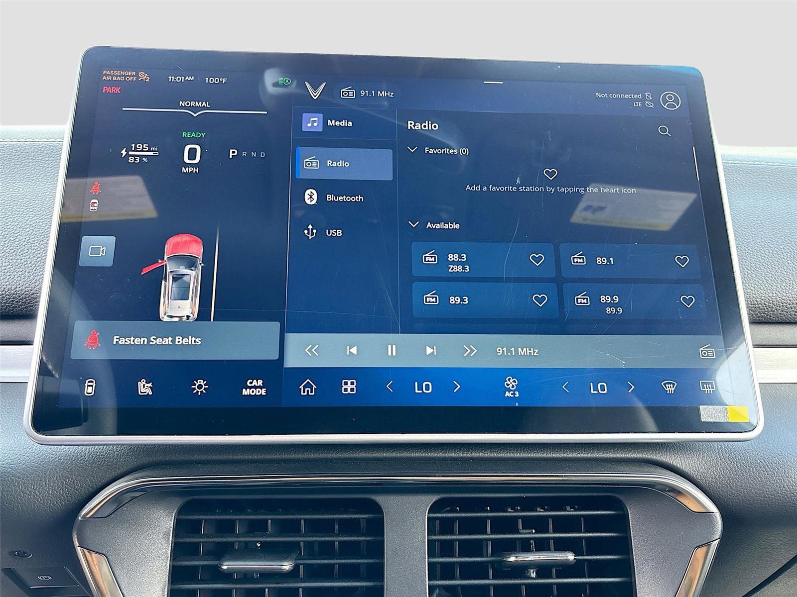 New 2025 VinFast VF 8 Plus AWD/4WD image 14