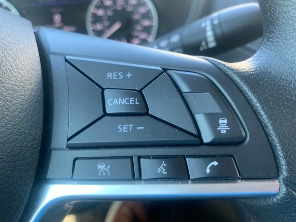 Certified 2023 Nissan Sentra SV FWD image 16