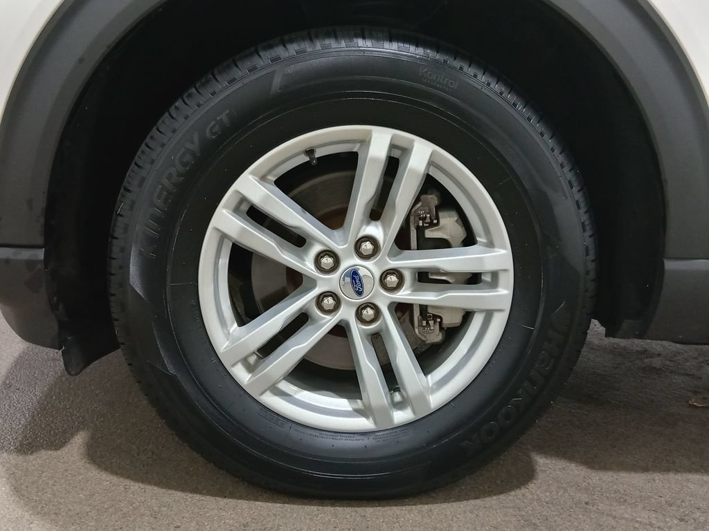 Certified 2023 Ford Explorer XLT AWD/4WD image 12