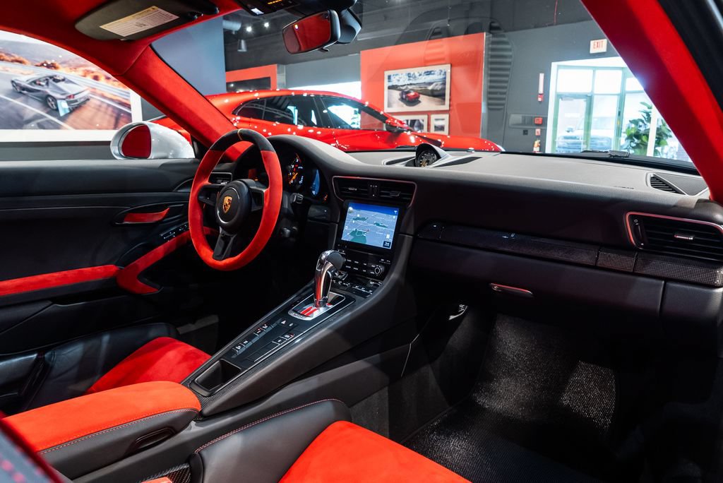 Used 2018 Porsche 911 GT2 RS RWD image 48