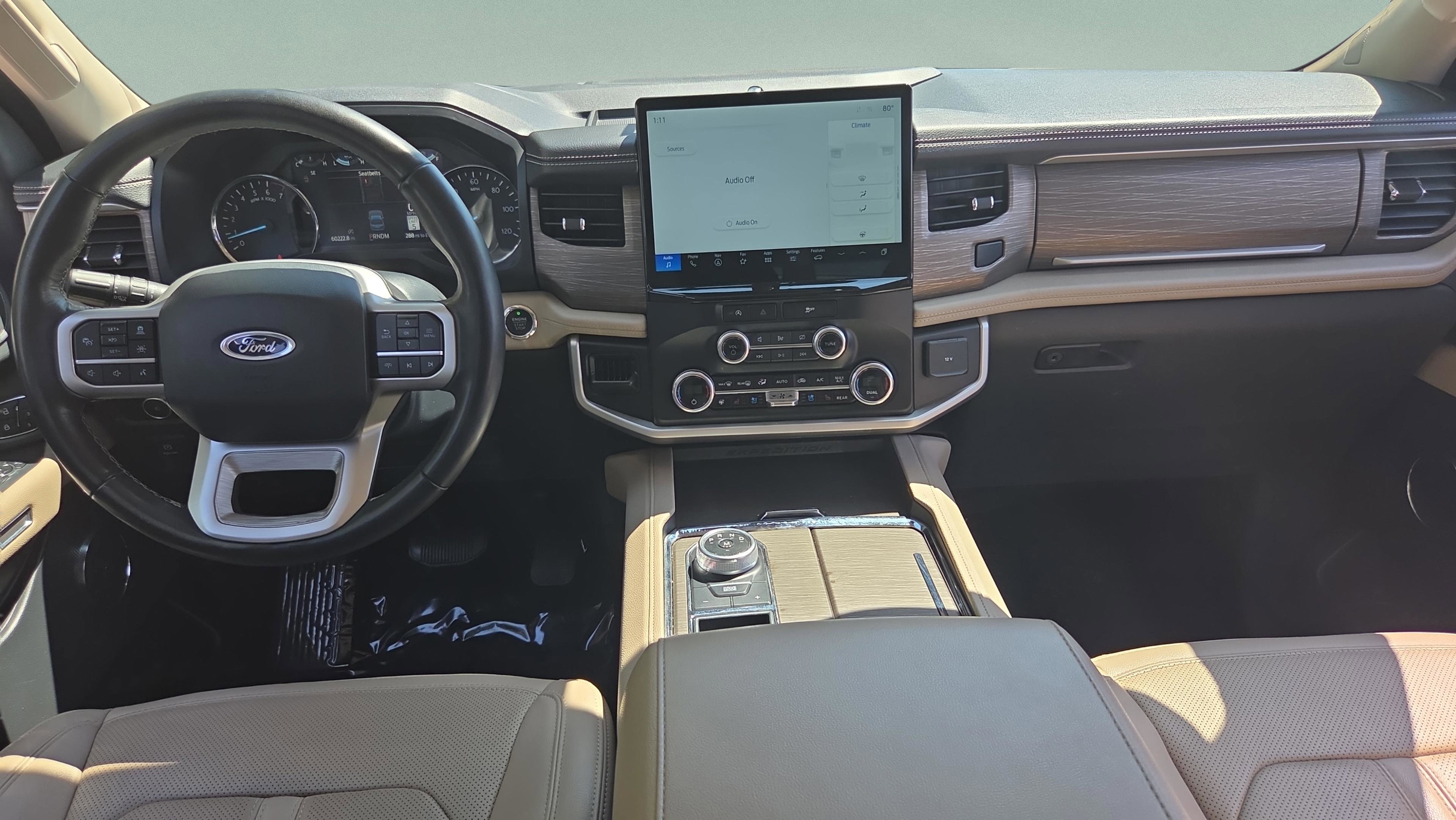 Used 2024 Ford Expedition Limited image 13