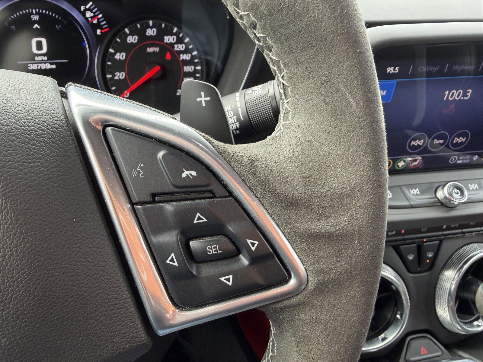 Used 2022 Chevrolet Camaro SS RWD image 20