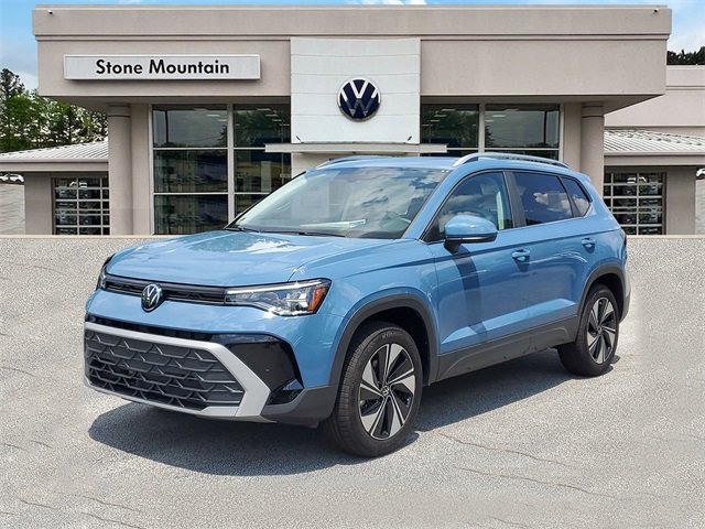 New 2025 Volkswagen Taos SE