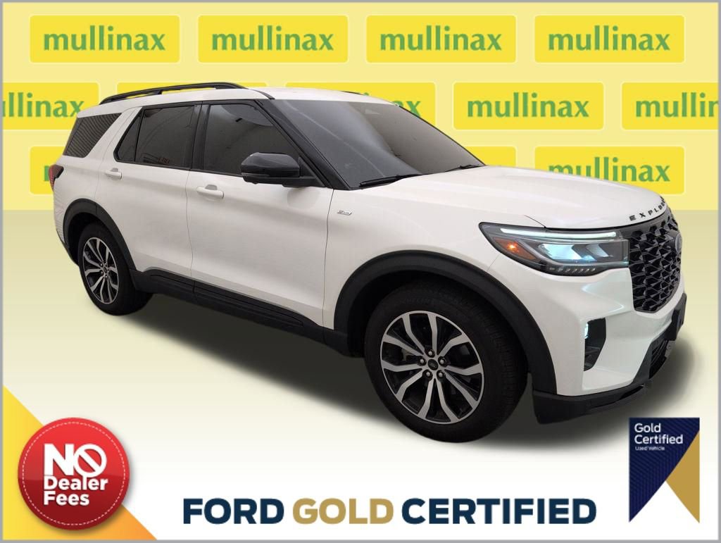 Certified 2025 Ford Explorer ST-Line w/ Premium Package image 1