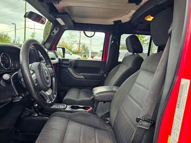 Used 2012 Jeep Wrangler Unlimited Sport AWD/4WD image 19