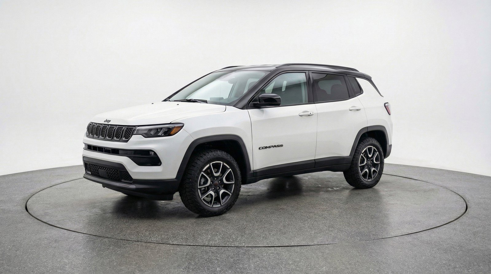 Used 2025 Jeep Compass Trailhawk AWD/4WD image 3