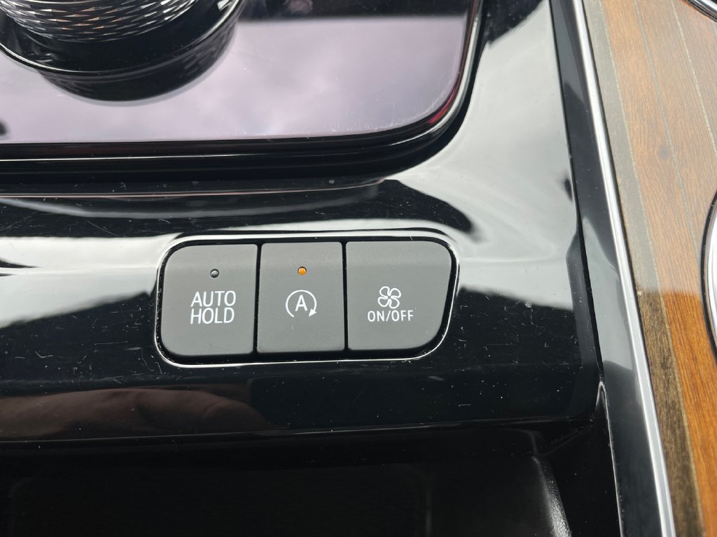 Certified 2025 Cadillac Escalade Premium Luxury Platinum AWD/4WD image 42
