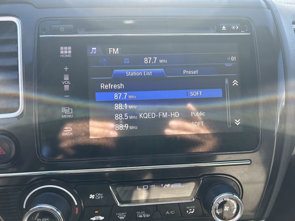 Used 2015 Honda Civic EX-L image 16