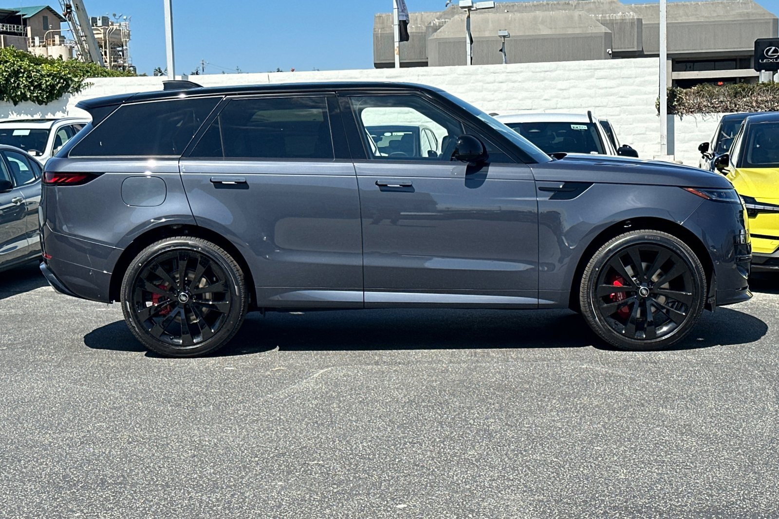 New 2025 Land Rover Range Rover Sport Dynamic SE image 6