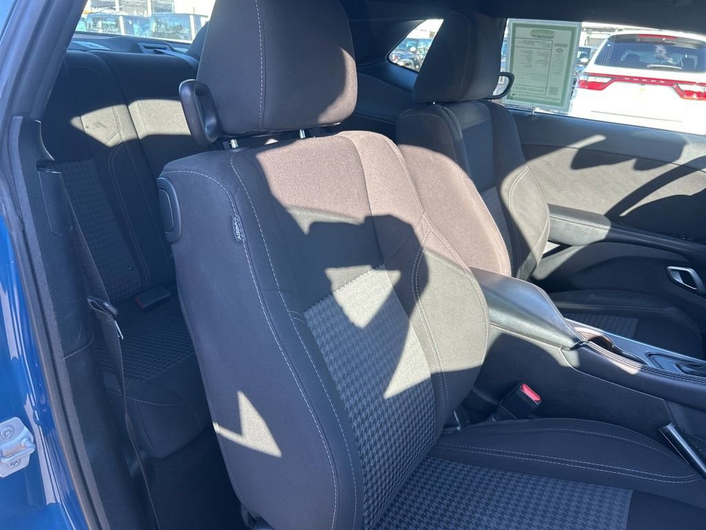 Certified 2022 Dodge Challenger SXT w/ Blacktop Package image 20