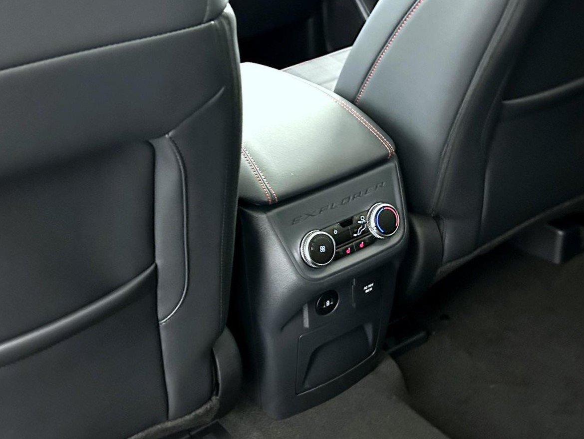 New 2027 Ford Explorer ST-Line w/ Premium Package AWD/4WD image 23