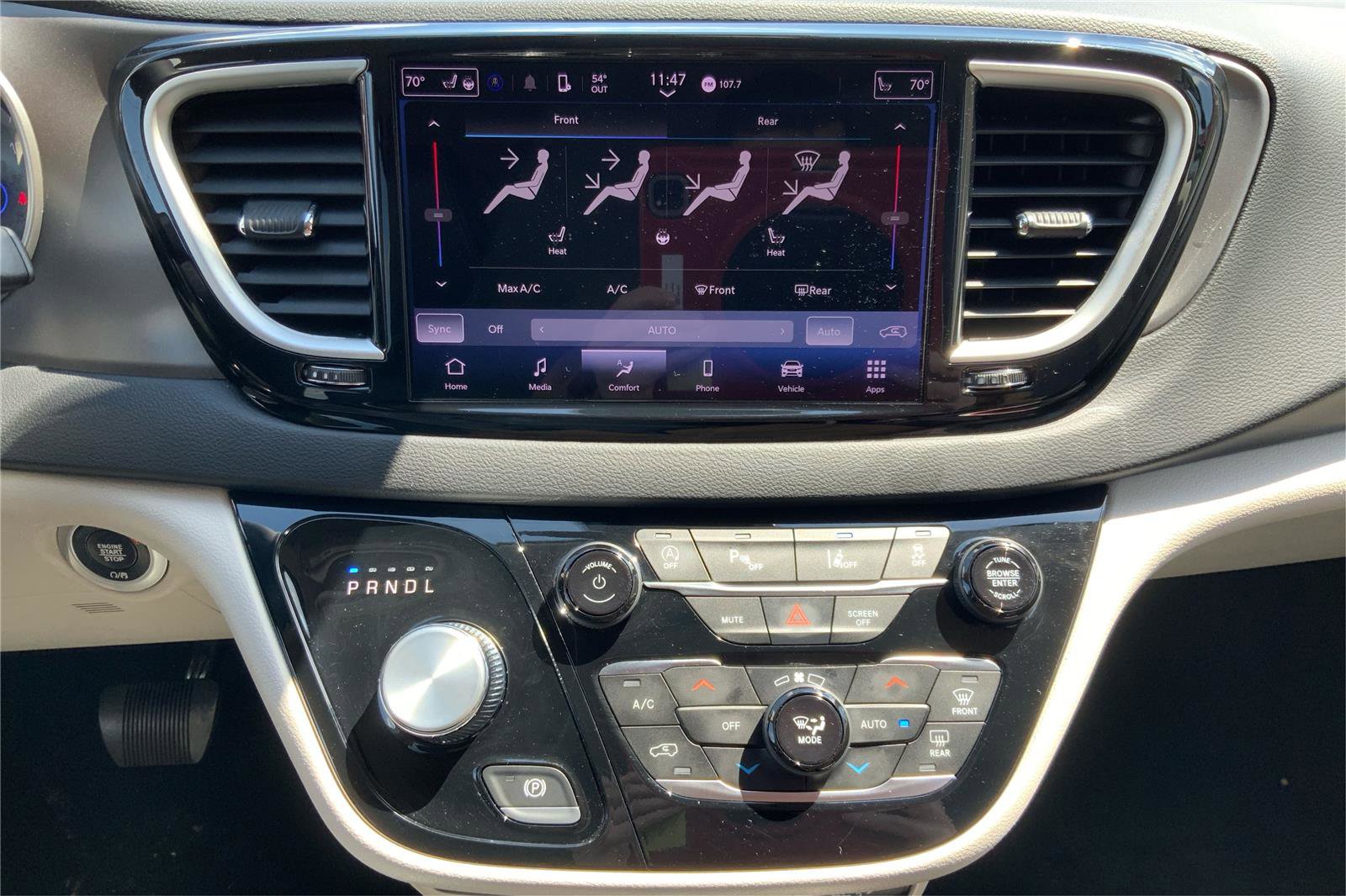 Used 2023 Chrysler Pacifica Touring-L FWD image 34