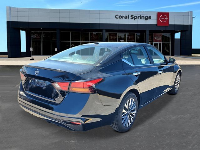 New 2025 Nissan Altima 2.5 SV image 5