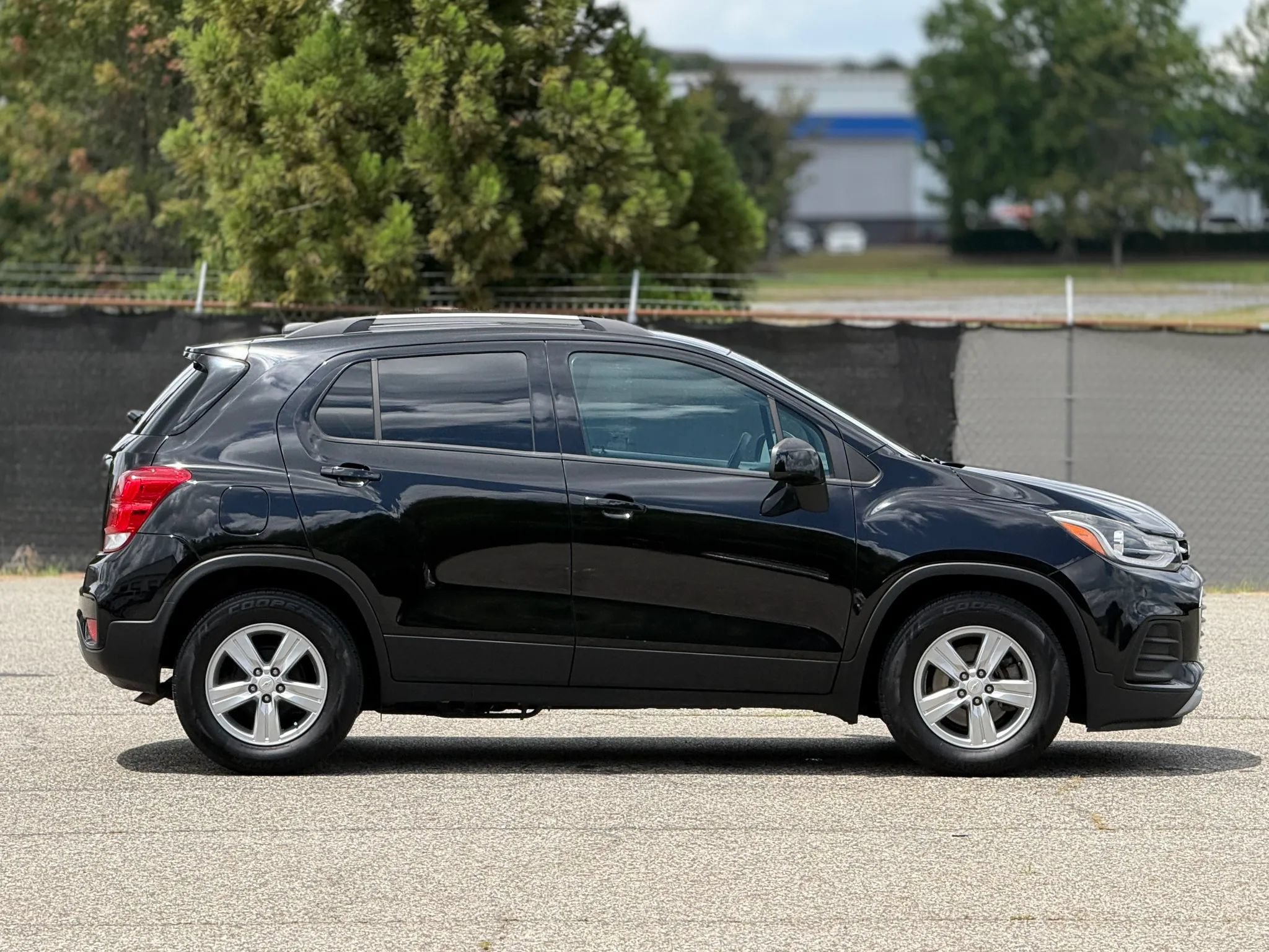 Used 2021 Chevrolet Trax LT FWD image 7