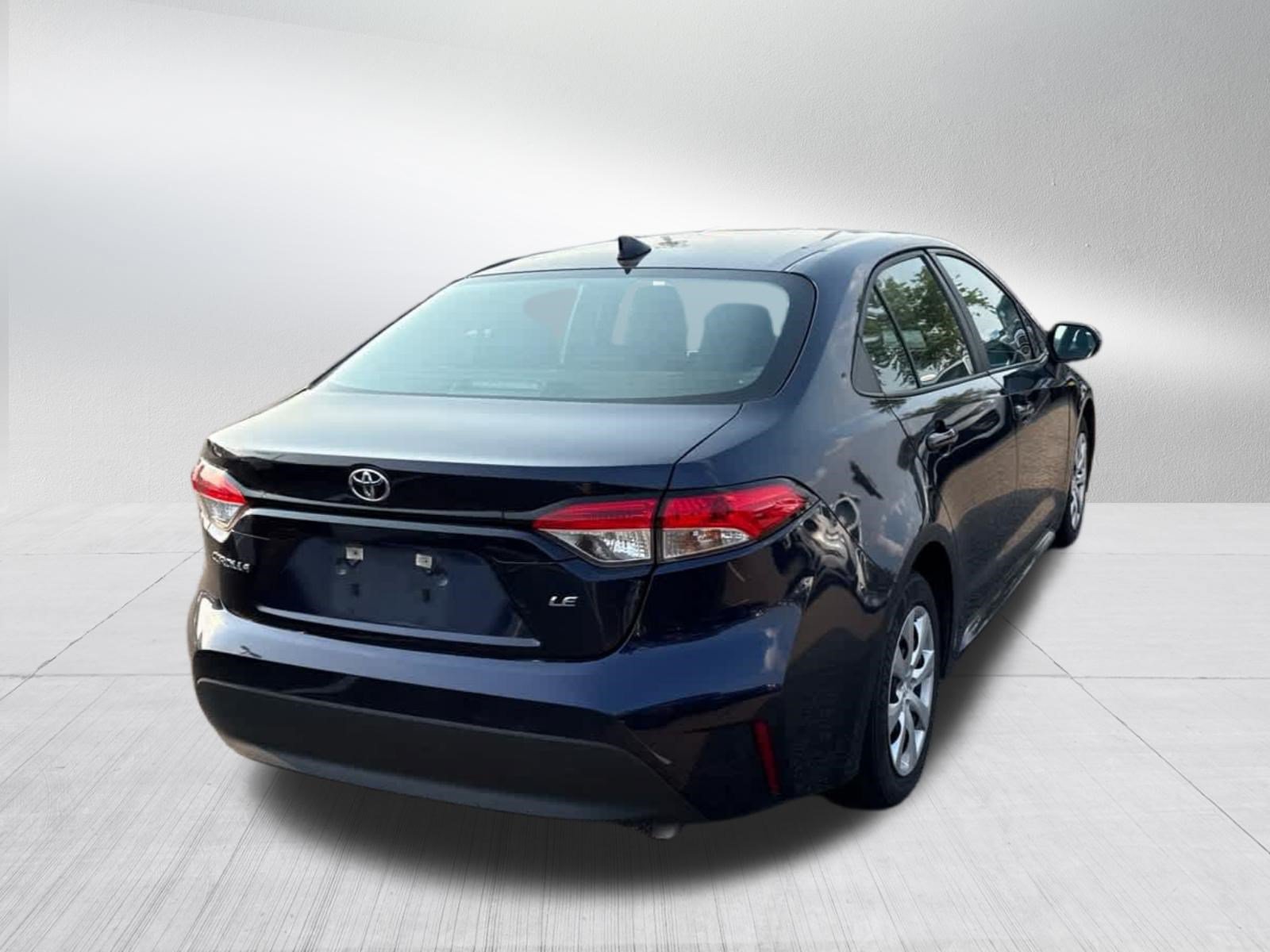 Used 2024 Toyota Corolla LE FWD image 7