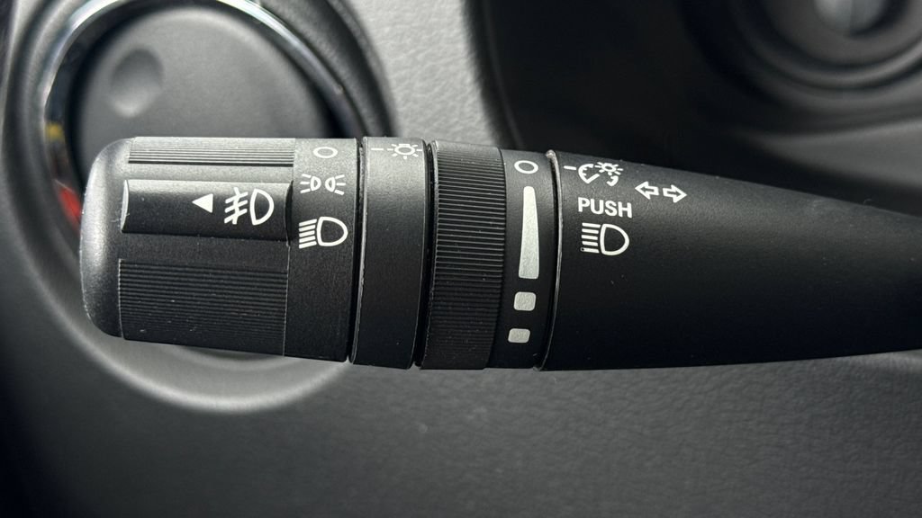 Used 2015 Jeep Patriot Latitude AWD/4WD image 22