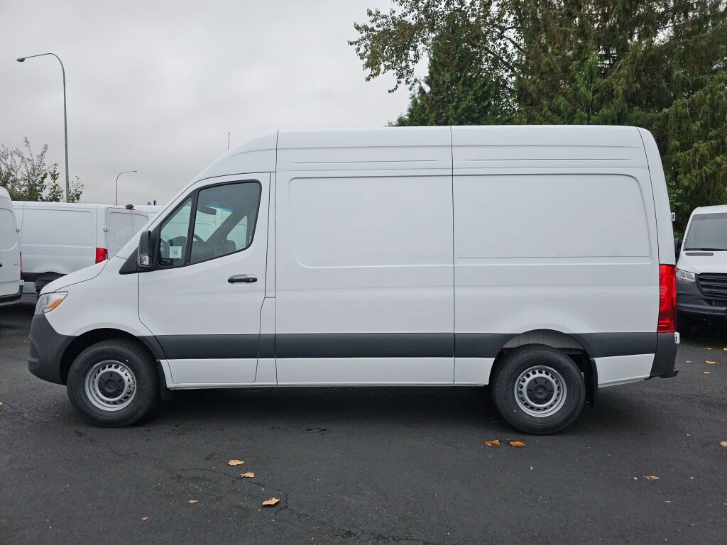 New 2025 Mercedes-Benz Sprinter 2500 image 3