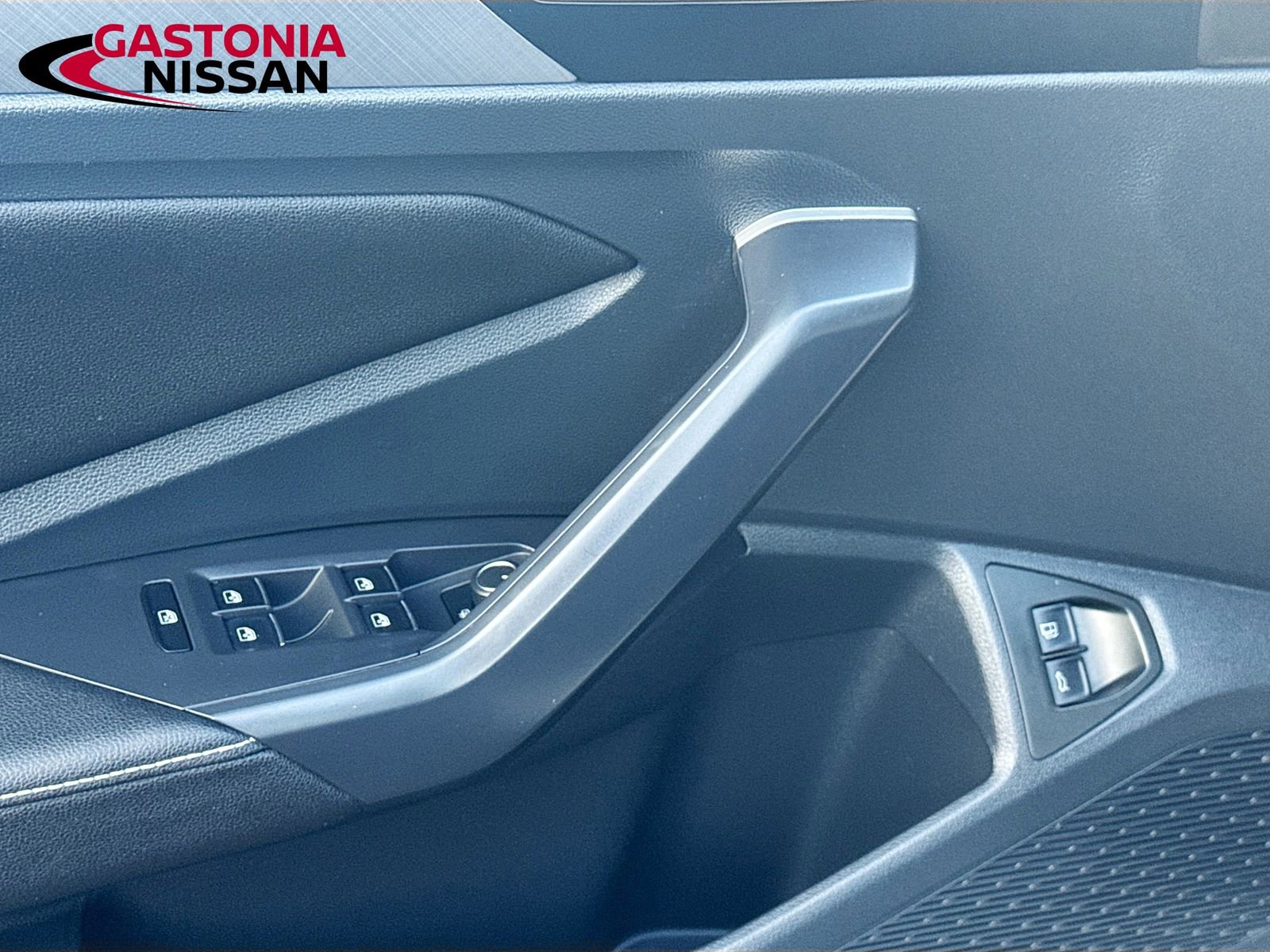 Used 2024 Volkswagen Jetta SE image 22